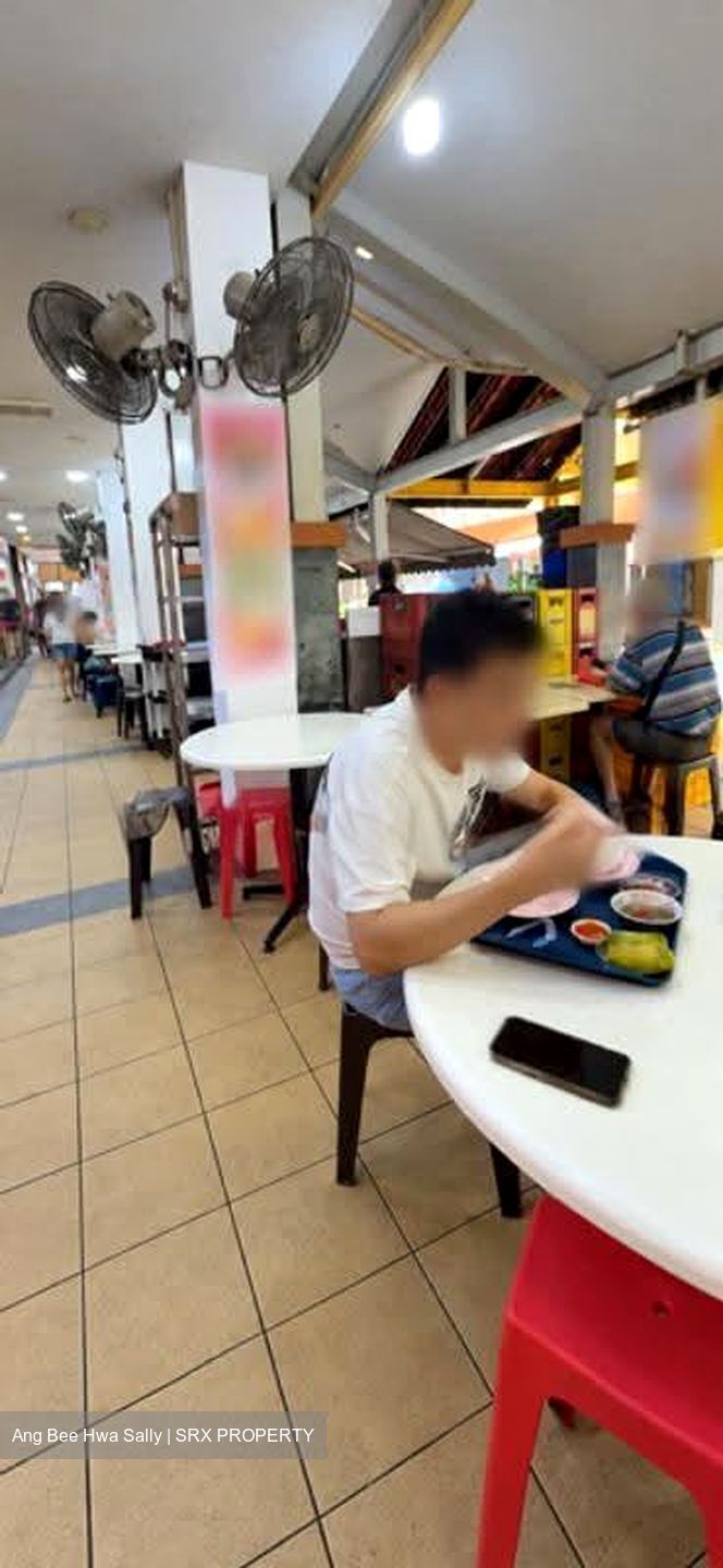 Toa Payoh Central (D12), Retail #633817111